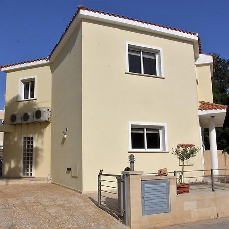 Villa Christina Paphos Eksteriør billede