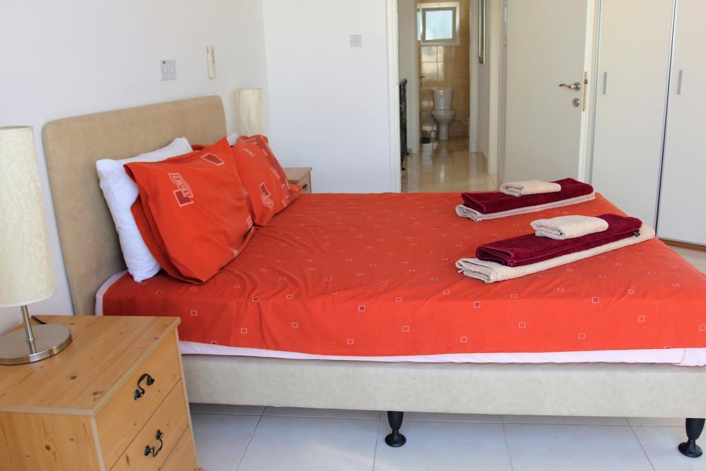 Villa Christina Paphos Eksteriør billede