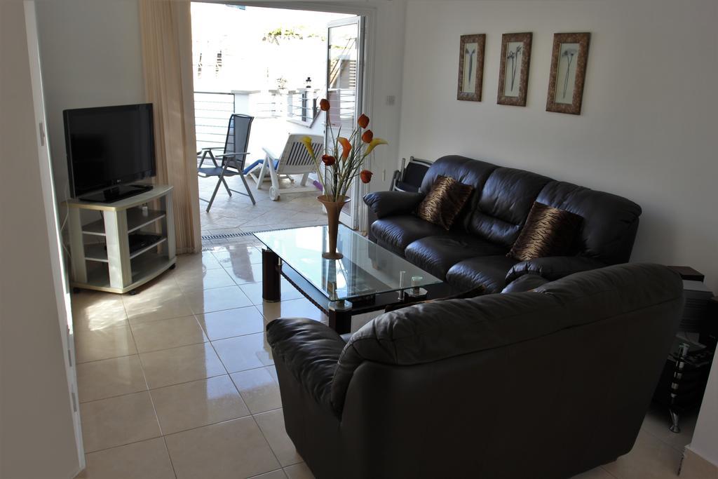 Villa Christina Paphos Eksteriør billede