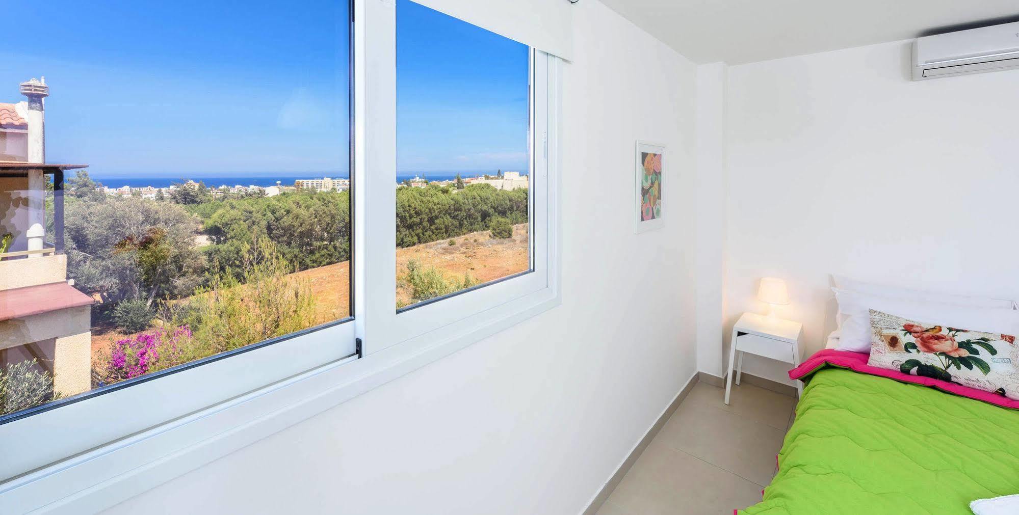 Villa Christina Paphos Eksteriør billede